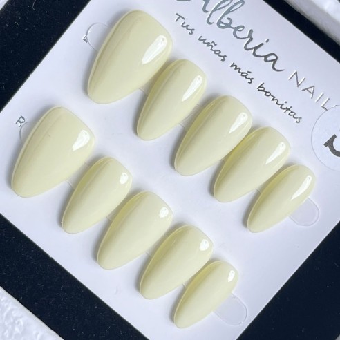 Pastel de limón- Uñas Press On