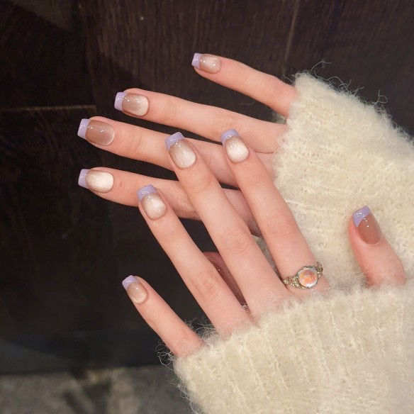 Frenchie Lila Magnética- Uñas Press On