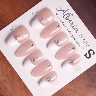 Frenchie Estrella- Uñas... 2