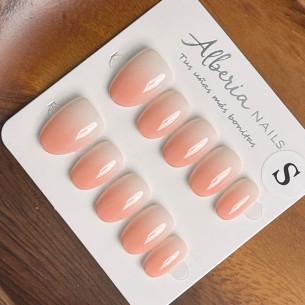 Esencia Baby boomer-Uñas... 2