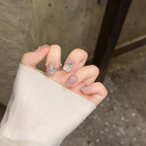Papillons de printemps- Ongles Press On