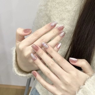 Rosetta- Uñas postizas...