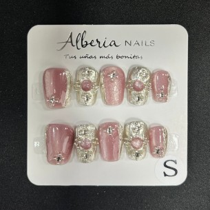 Mota Plateada- Uñas...