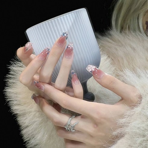 Fleurs de charme-Ongles press on