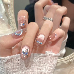 Mariposa de cristal- uñas...