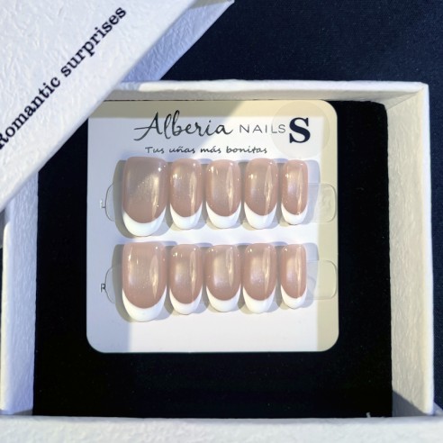 Frenchie- Uñas postizas press on