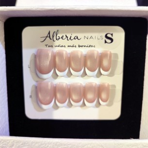 Frenchie- Uñas postizas... 2