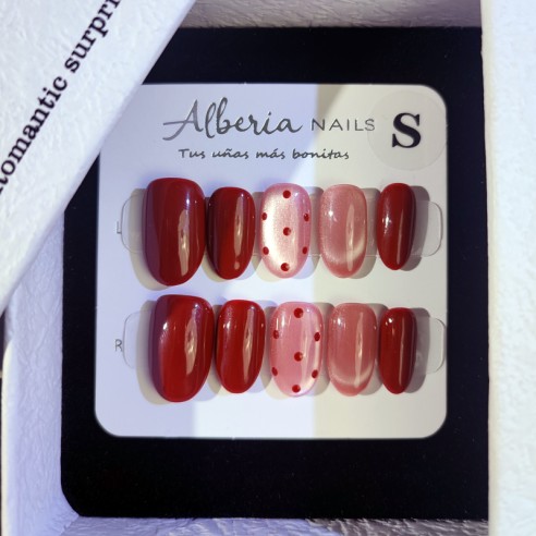 Tentación a Puntos- Uñas postizas...