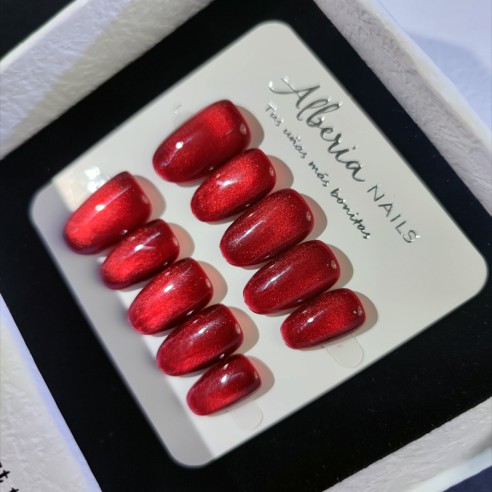 Escarlata Chic- Uñas Postizas Press On