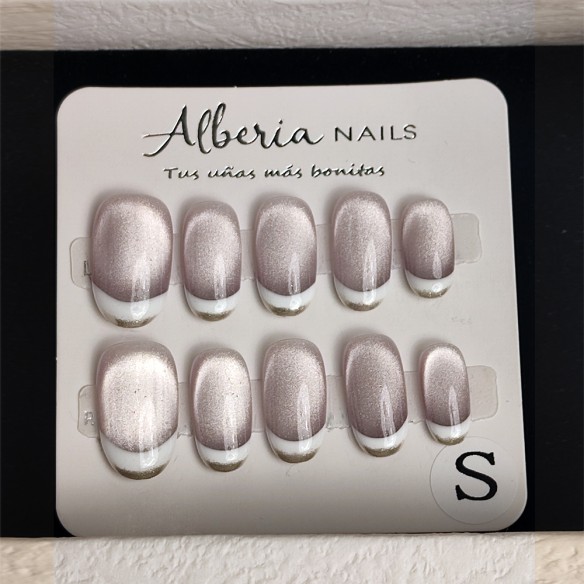 Frenchie Lila- Uñas Press On