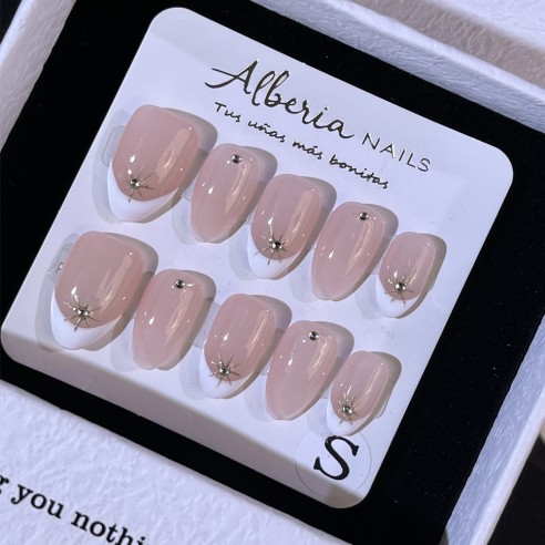 Frenchie Estrella- Uñas Press On