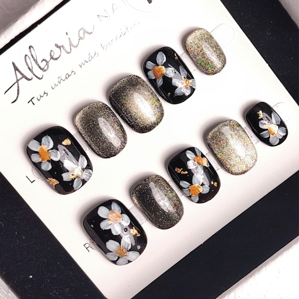Marguerite-Ongles Press On