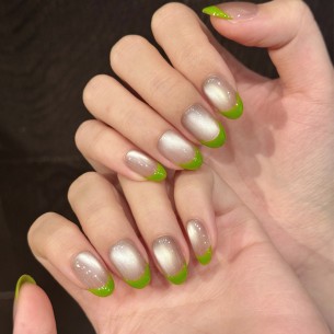 Frenchie Jade- Ongles Press On 2