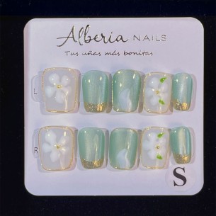 Flor de Nieve- Uñas Press On 2