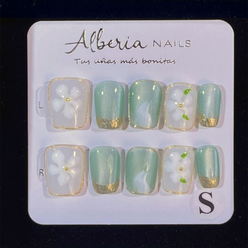 Flor de Nieve- Uñas Press On