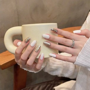 Oro Blanco- Uñas Press On 2