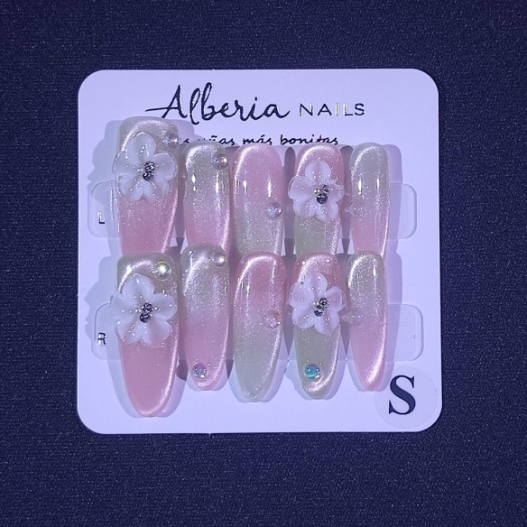 Lirio- Uñas Press On