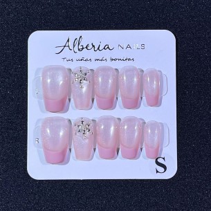 Frenchie Givre - Ongles...
